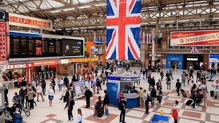 A Walk Through The London Victoria Station London England [upl. by Aihsinat]